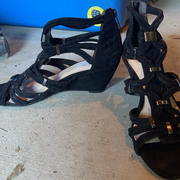 Bar 3 Strap Heels - Picture 1 of 1